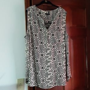 2X blouse tan and black